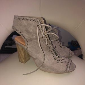 Beige/Gray Charlotte Russe Heels